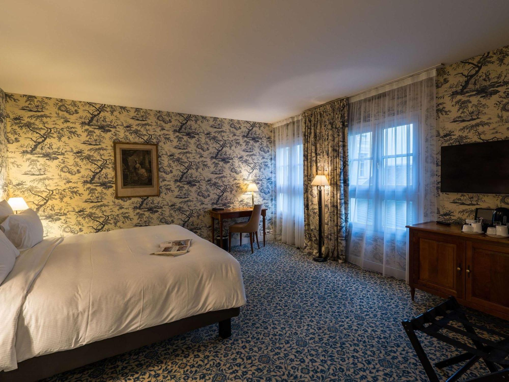 Aigle Noir Hôtel Hotel