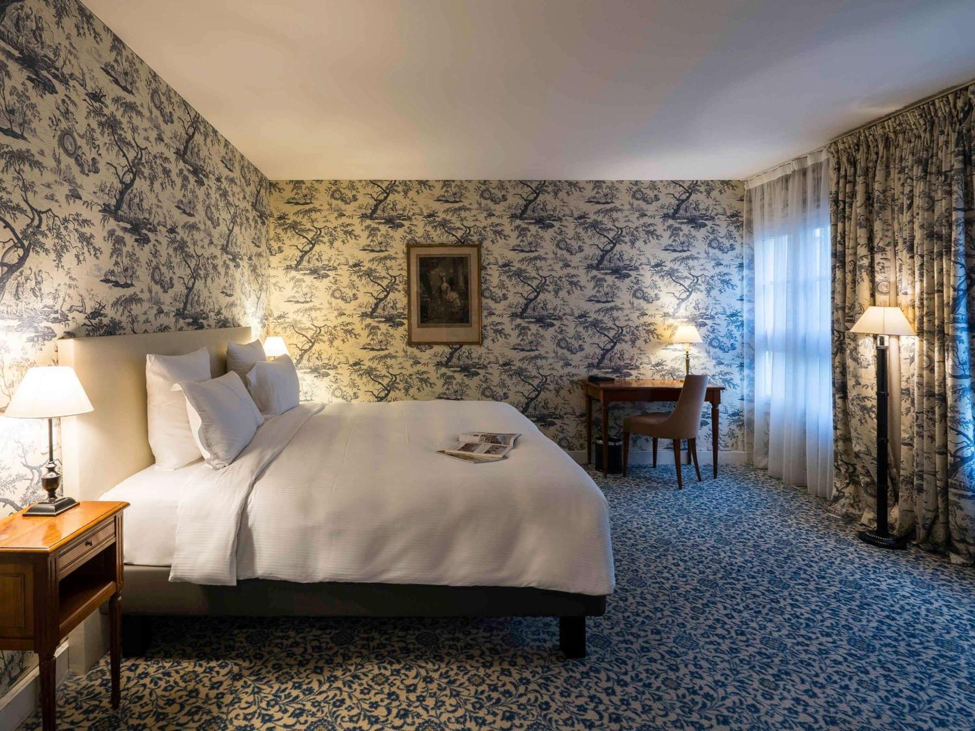 Aigle Noir Hôtel 4*
