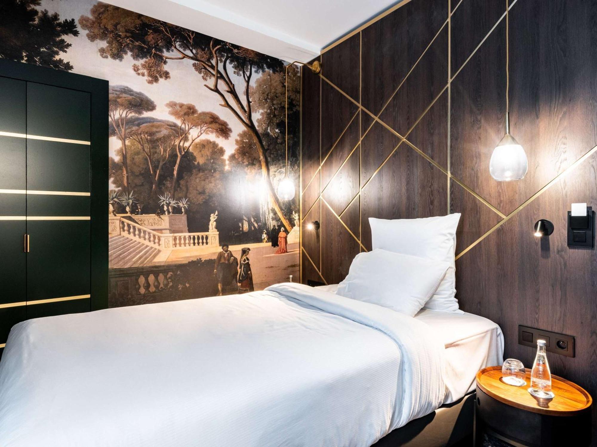 Aigle Noir Hôtel